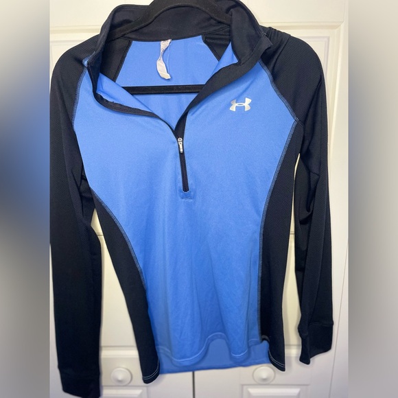 Under Armour Black and Blue Performance Pullover - Picture 1 of 3